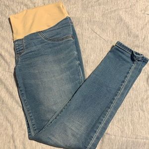 a:glow Maternity size 8 blue jean jogging with nude crossover panel top.